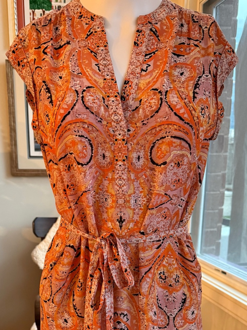 BCBGMaxAzria Pink and Orange Paisley Print V-Neck Blouse